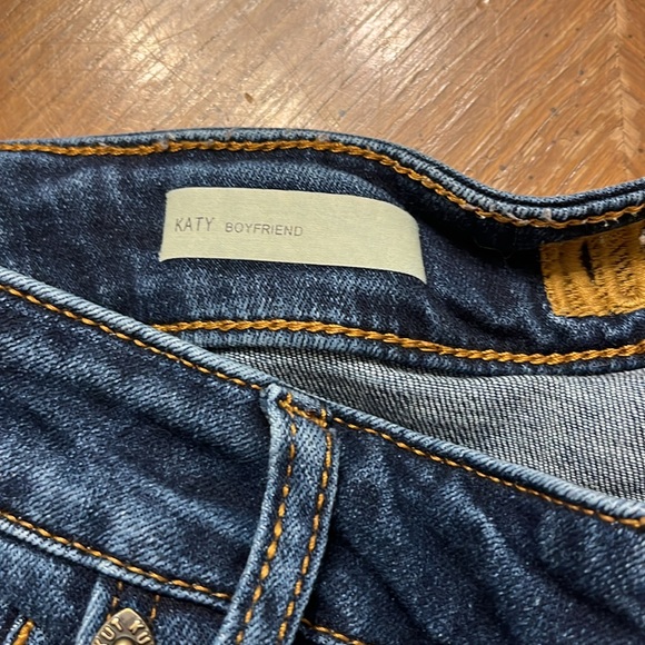 KUT from the Kloth Katy Boyfriend Jeans size 8 30” inseam - Picture 5 of 16